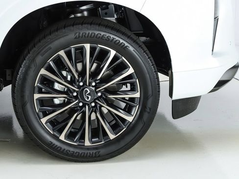 New 2026 INFINITI QX80 Autograph AWD/4WD image 14