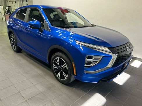 Used 2023 Mitsubishi Eclipse Cross SEL AWD/4WD image 2
