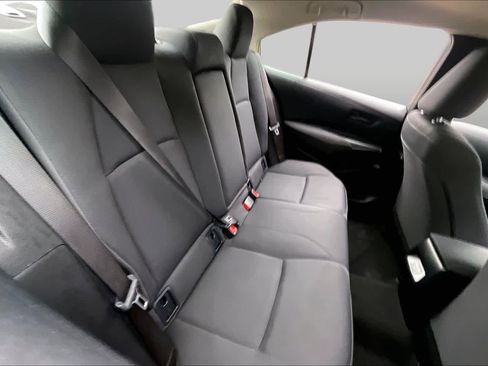 Used 2024 Toyota Corolla LE FWD image 19