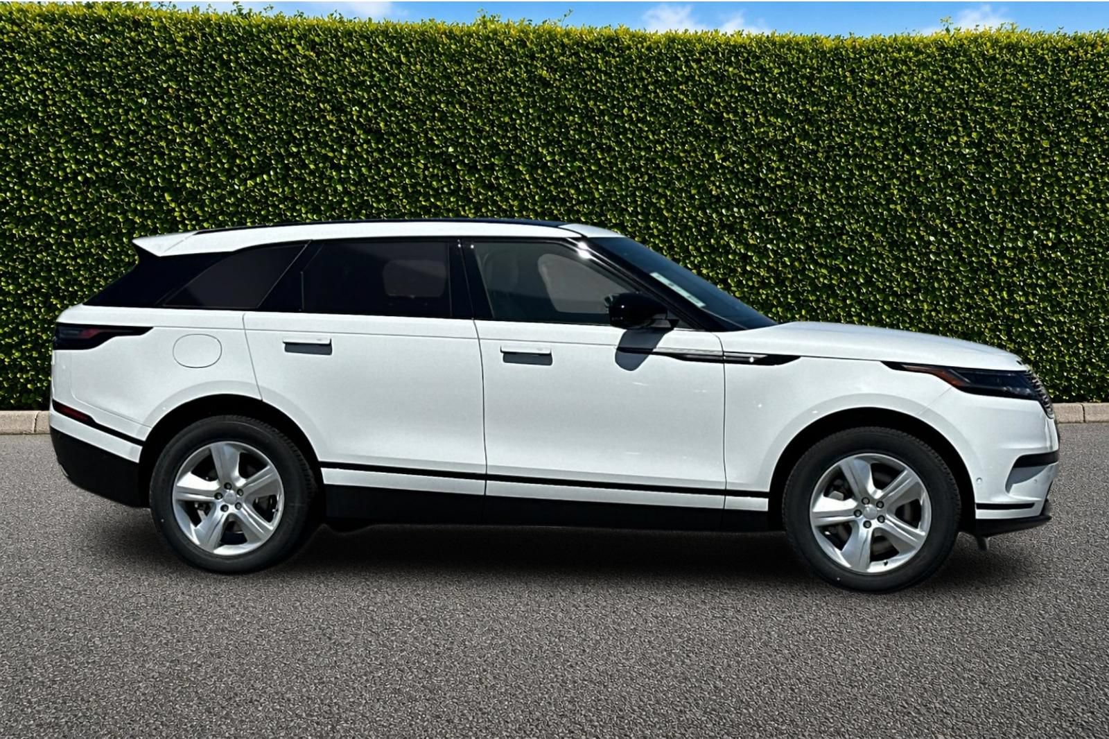 New 2026 Land Rover Range Rover Velar S AWD/4WD image 7