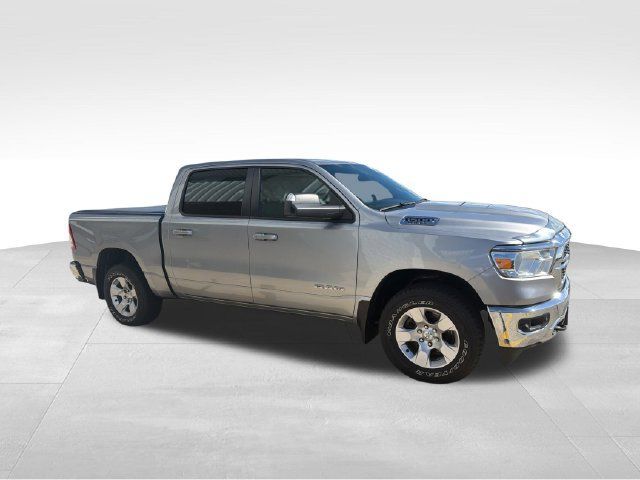 Used 2022 RAM 1500 Big Horn AWD/4WD image 3