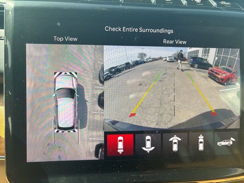 Used 2024 Jeep Grand Cherokee Summit image 23