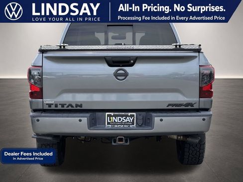 Used 2018 Nissan Titan PRO-4X w/ Pro-4x Convenience Package AWD/4WD image 6