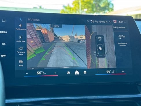 Used 2025 BMW X1 xDrive28i w/ Premium Package image 24