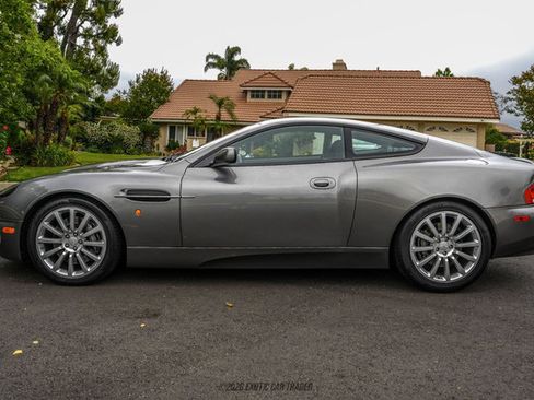 Used 2002 Aston Martin Vanquish RWD image 3