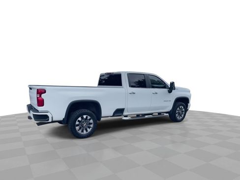 Used 2022 Chevrolet Silverado 2500 LT w/ Z71 Chrome Sport Edition AWD/4WD image 8