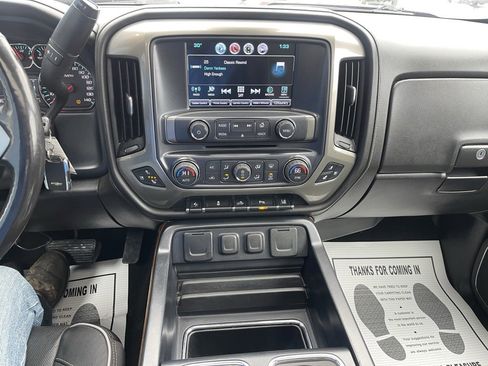 Used 2017 Chevrolet Silverado 2500 High Country image 30