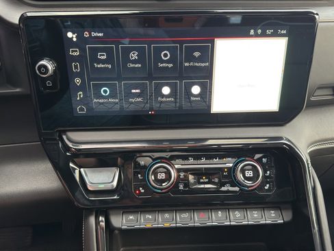 Used 2024 GMC Sierra 1500 AT4X w/ AT4X AEV Edition image 30