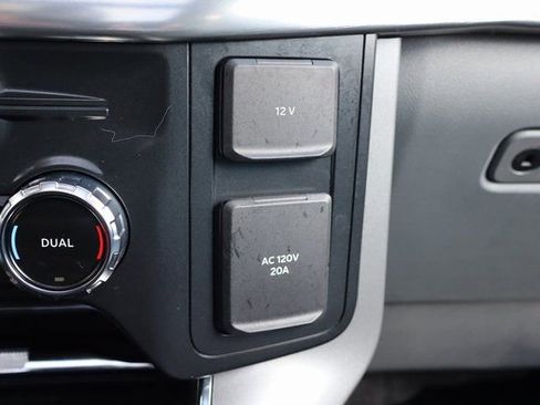 Certified 2022 Ford F150 Lariat w/ Equipment Group 502A High image 34