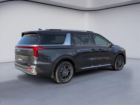 New 2026 Kia Carnival SX FWD image 5