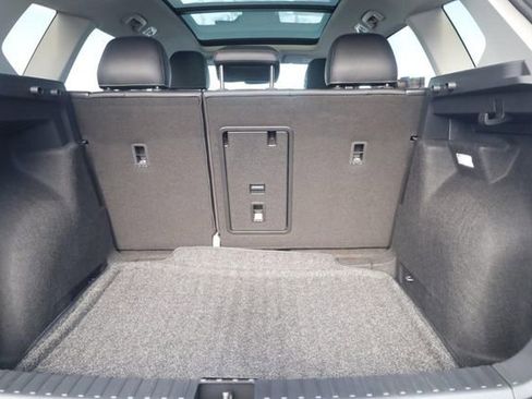 New 2026 Volkswagen Taos SE FWD image 23