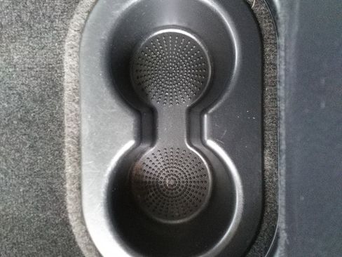 Used 2017 RAM 1500 Sport image 11