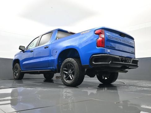 Used 2024 Chevrolet Silverado 1500 Custom Trail Boss w/ LPO, Dark Essentials Package AWD/4WD image 21