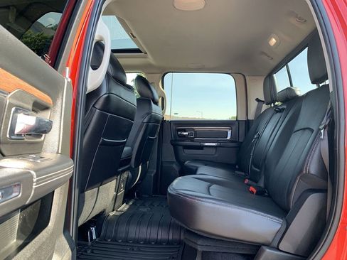 Used 2018 RAM 1500 Laramie w/ Convenience Group image 30