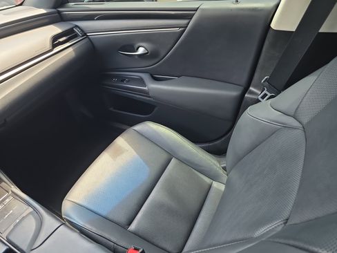 Used 2021 Lexus ES 350 w/ Accessory Package 2 FWD image 15
