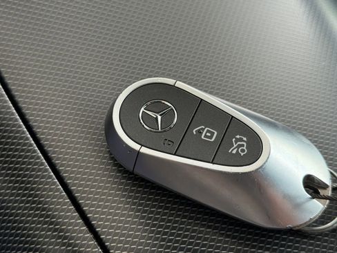 Used 2024 Mercedes-Benz C 300 C 300 image 23