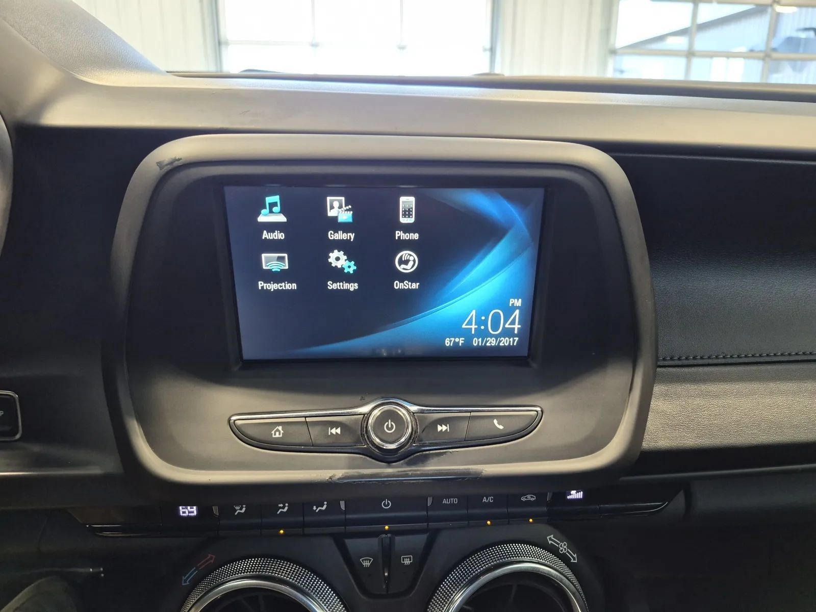Used 2017 Chevrolet Camaro LT RWD image 25
