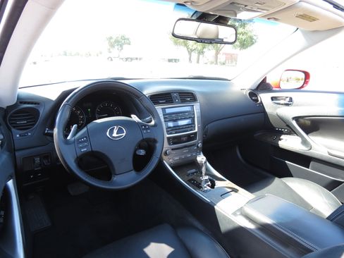 Used 2010 Lexus IS 250C image 23