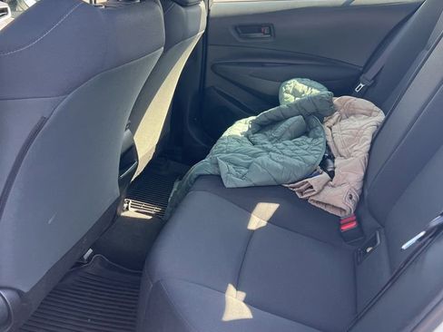 Used 2022 Toyota Corolla LE w/ LE Premium Package image 12