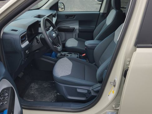 New 2025 Ford Maverick XLT w/ 4K Tow Package image 24