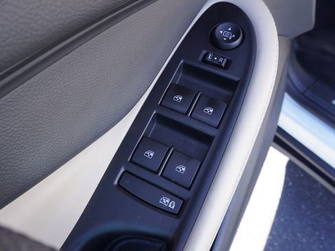 Used 2017 Buick Envision Essence image 15