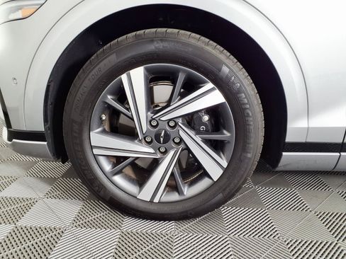 Certified 2026 Genesis GV70 3.5T Sport Advanced AWD/4WD image 7