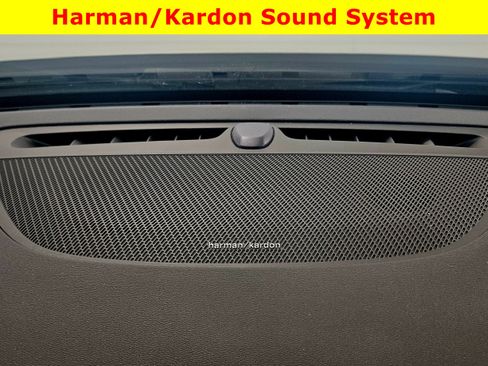 Used 2023 Volvo V60 B5 Cross Country Plus w/ Climate Package image 29