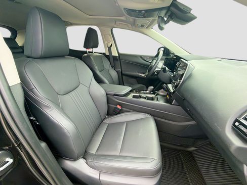 Used 2025 Lexus NX 250 FWD w/ Accessory Package (2T) image 17