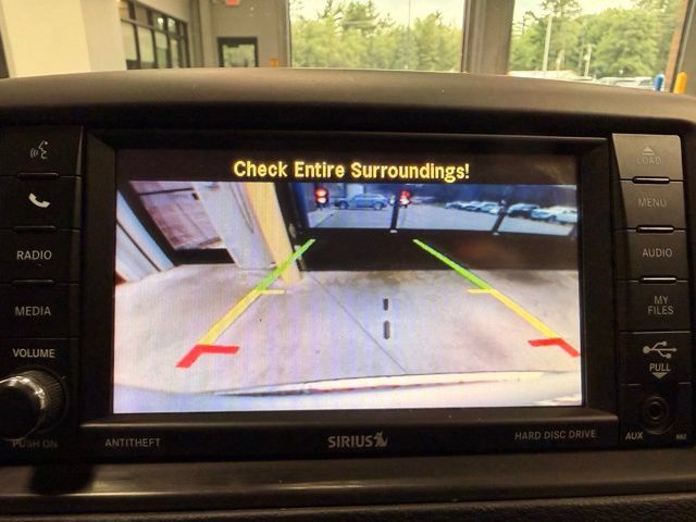 Used 2015 Chrysler Town & Country Touring-L w/ Driver Convenience Group FWD image 36