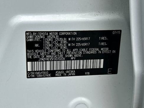 Used 2015 Toyota RAV4 LE FWD image 29