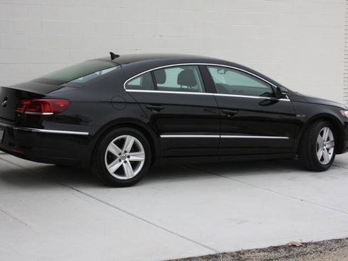 Used 2016 Volkswagen CC Sport image 8