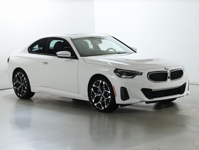 Used 2025 BMW 230i xDrive Coupe w/ Convenience Package AWD/4WD image 11