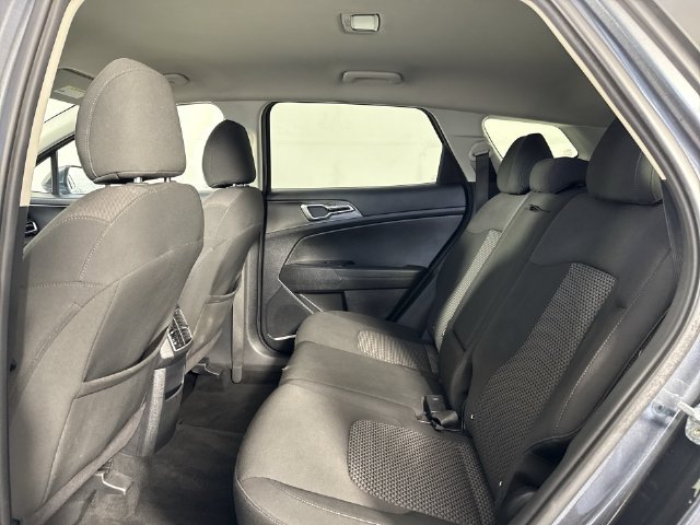 Used 2023 Kia Sportage LX AWD/4WD image 22