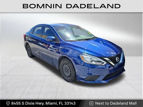 Used 2017 Nissan Sentra SV image 1
