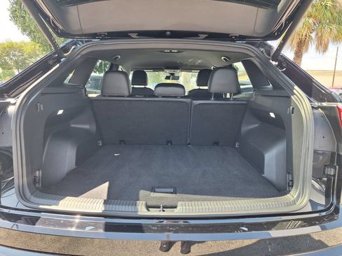 Used 2026 Volkswagen Atlas Cross Sport SE AWD/4WD image 24