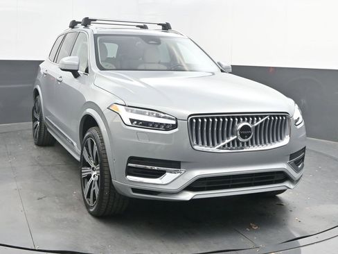 Certified 2024 Volvo XC90 T8 Plus w/ Protection Package Premier image 2