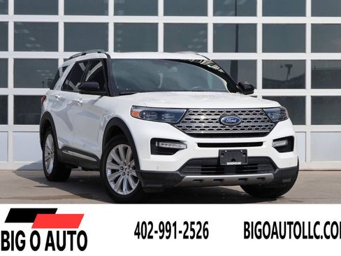 Used 2020 Ford Explorer Limited w/ Class III Trailer Tow Package AWD/4WD image 1