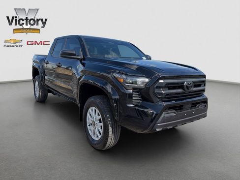Used 2024 Toyota Tacoma SR AWD/4WD image 8