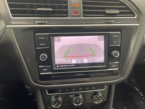 Used 2024 Volkswagen Tiguan S image 18