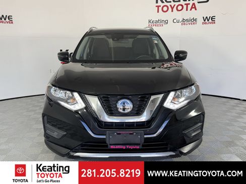 Used 2020 Nissan Rogue SV FWD image 10