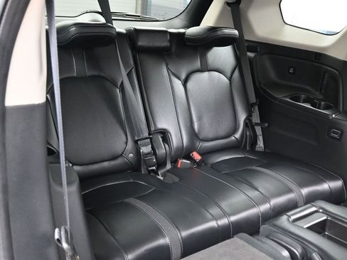 Used 2023 Honda Pilot EX-L image 40