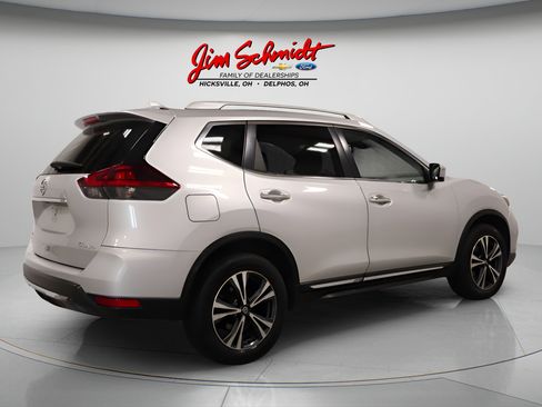Used 2018 Nissan Rogue SL AWD/4WD image 6