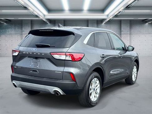 Used 2022 Ford Escape SE w/ Convenience Package AWD/4WD image 4
