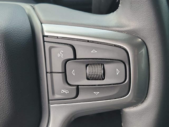 Used 2023 Chevrolet Silverado 1500 LT AWD/4WD image 29