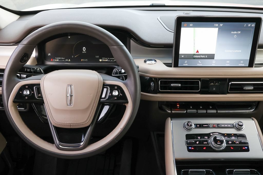 Certified 2022 Lincoln Aviator AWD w/ Premium Package image 7