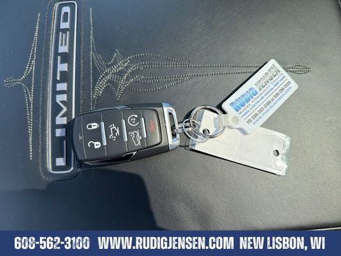 Used 2022 RAM 1500 Limited w/ Body Color Bumper Group AWD/4WD image 29