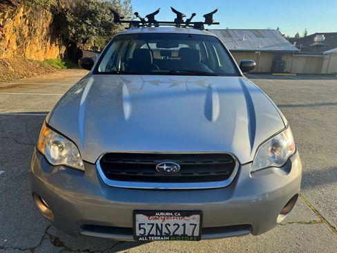 Used 2007 Subaru Outback 2.5i image 11