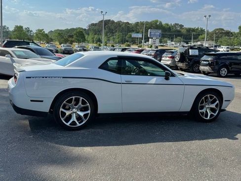Used 2016 Dodge Challenger SXT Plus RWD image 7