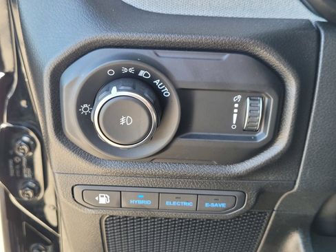 Used 2025 Jeep Wrangler Unlimited Sport S 4xe image 30