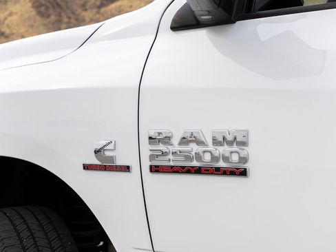 Used 2018 RAM 2500 Big Horn AWD/4WD image 11